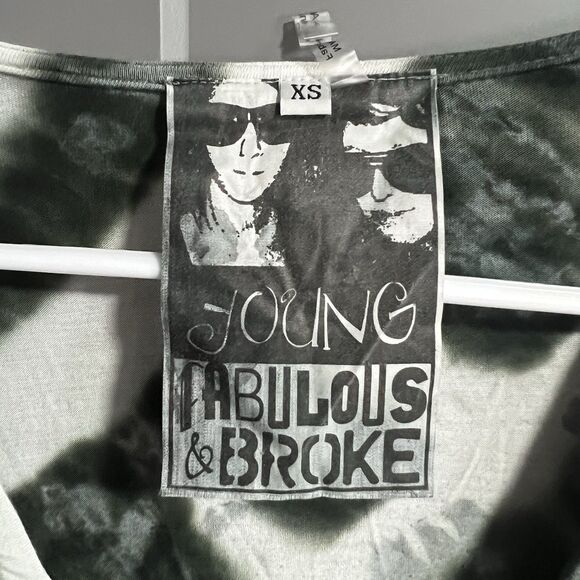 Young Fabulous Broke Women Batwing L/S Scoop Neck Oversize Tie Dye Top XS Boho - Picture 4 of 6